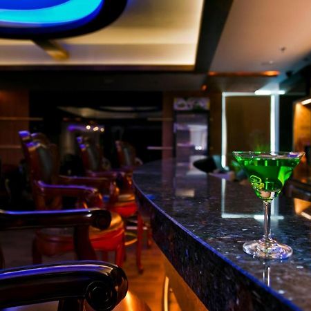 Windsor Rajadhani Hotel Thiruvananthapuram Εξωτερικό φωτογραφία