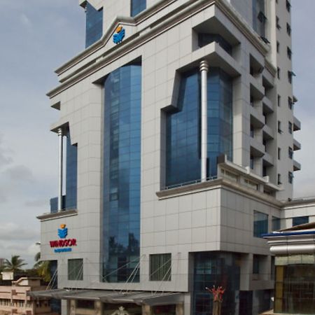 Windsor Rajadhani Hotel Thiruvananthapuram Εξωτερικό φωτογραφία