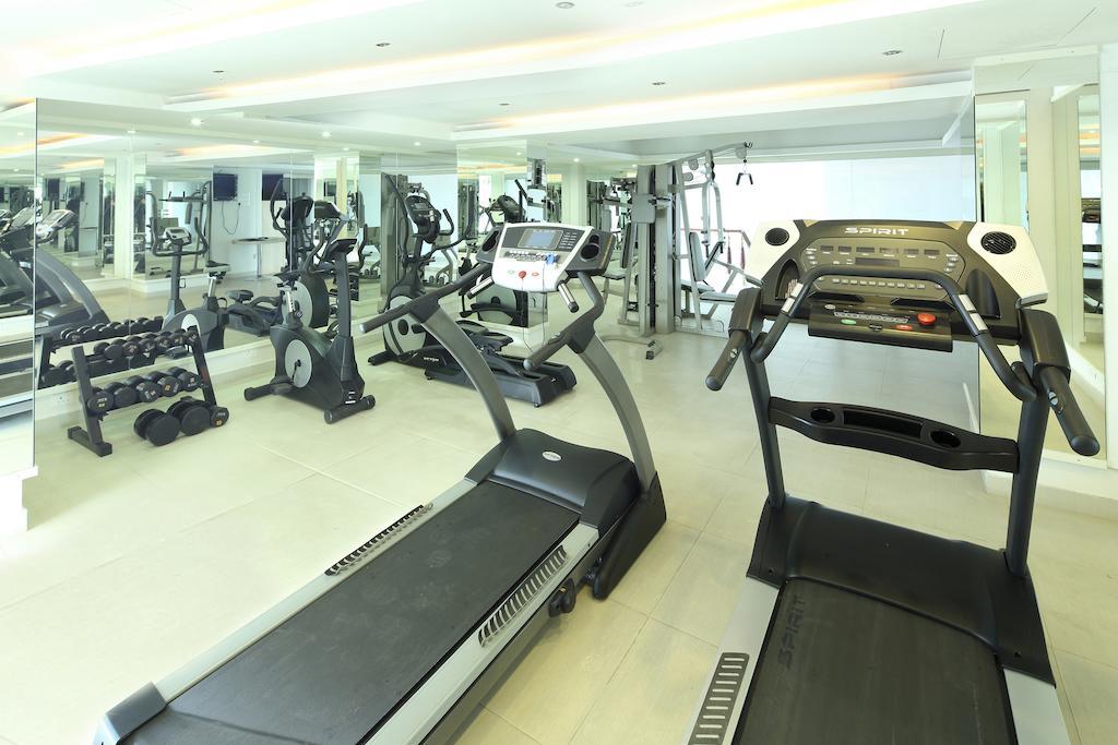 Windsor Rajadhani Hotel Thiruvananthapuram Εξωτερικό φωτογραφία